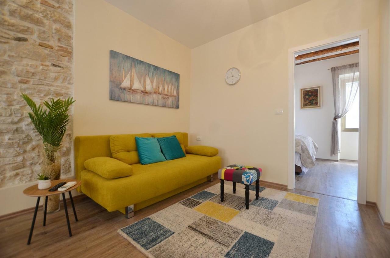 Bruno Apartment Ровинь Экстерьер фото